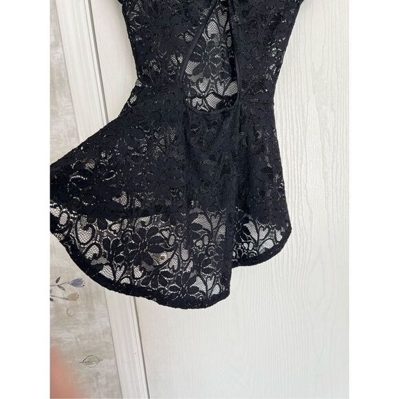 Lovely 153 Blouse - Picture 3 of 6